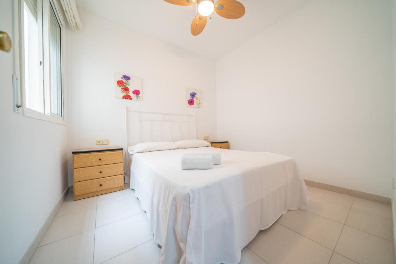 OP HomeHolidaysRentals Margot - Costa Barcelona Pineda de Mar Exterior foto