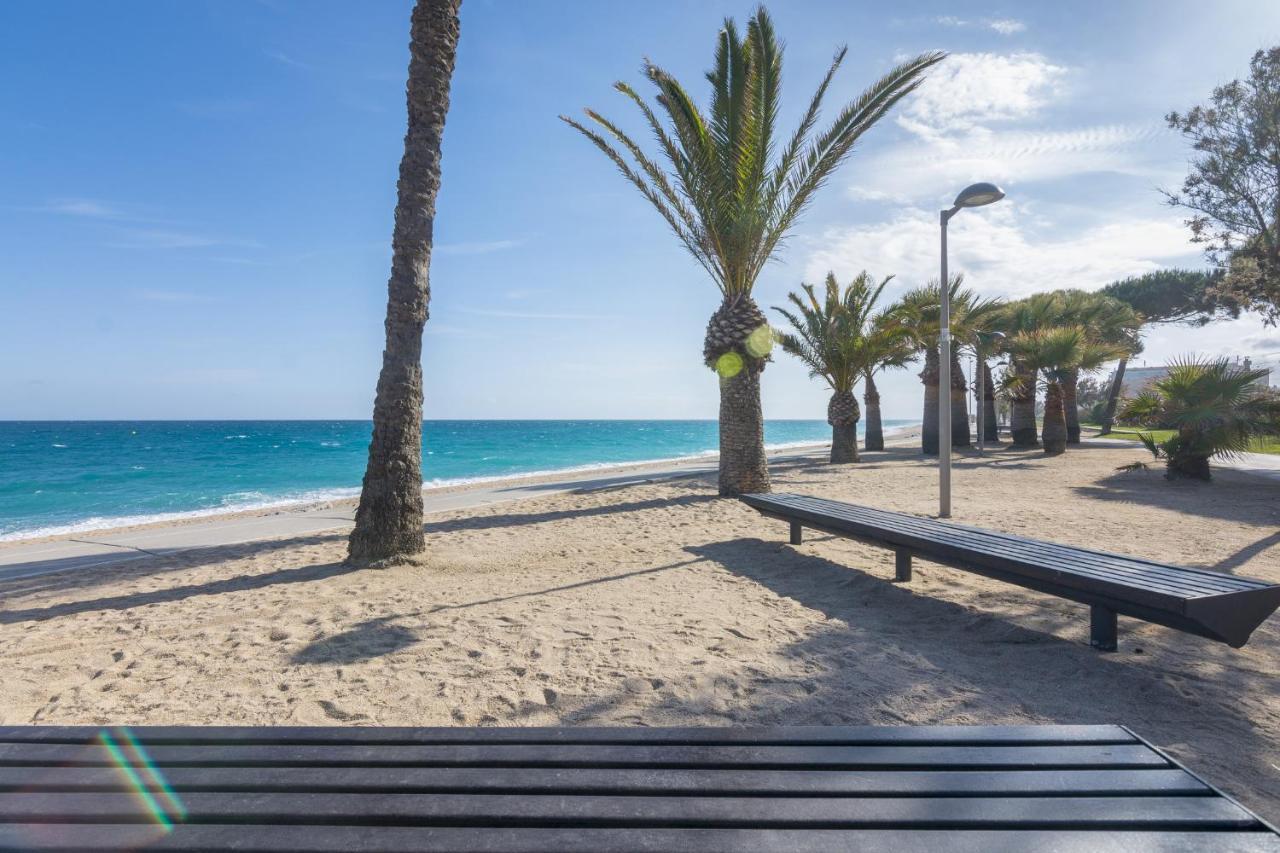 OP HomeHolidaysRentals Margot - Costa Barcelona Pineda de Mar Exterior foto
