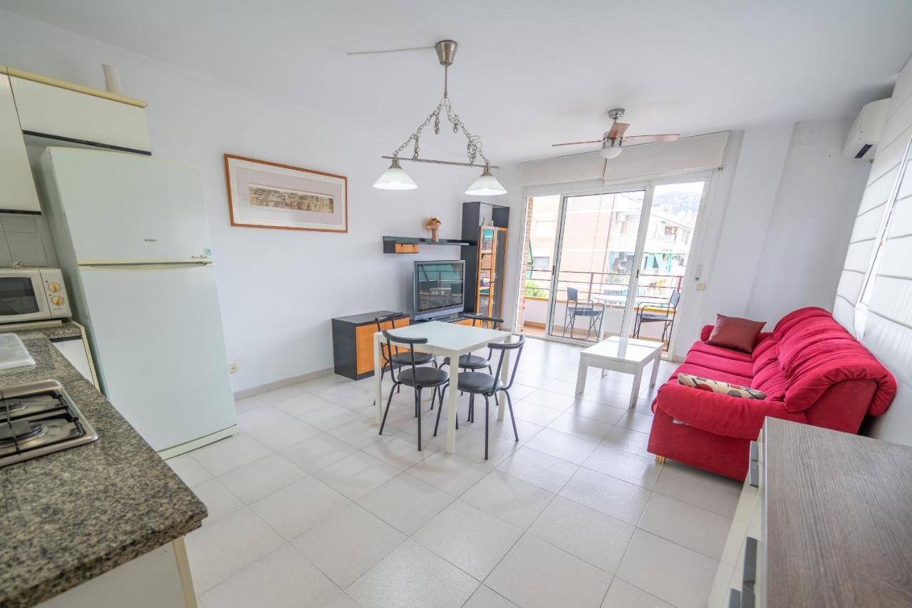 OP HomeHolidaysRentals Margot - Costa Barcelona Pineda de Mar Exterior foto