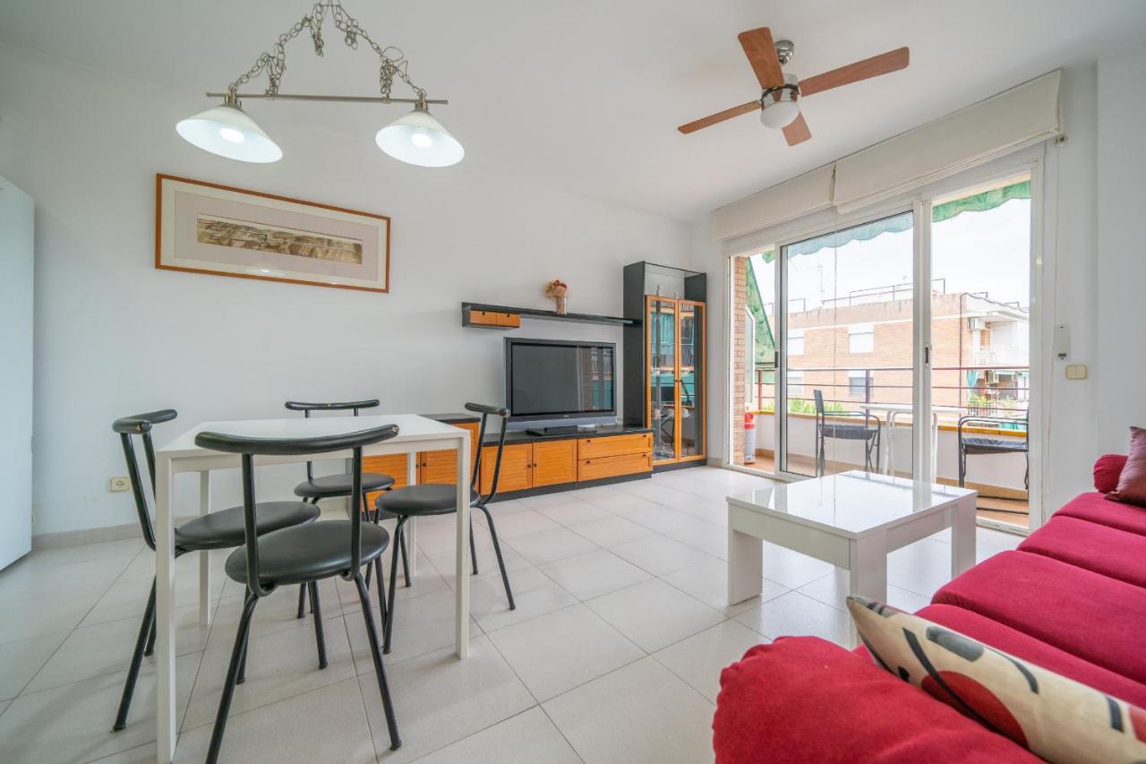 OP HomeHolidaysRentals Margot - Costa Barcelona Pineda de Mar Exterior foto
